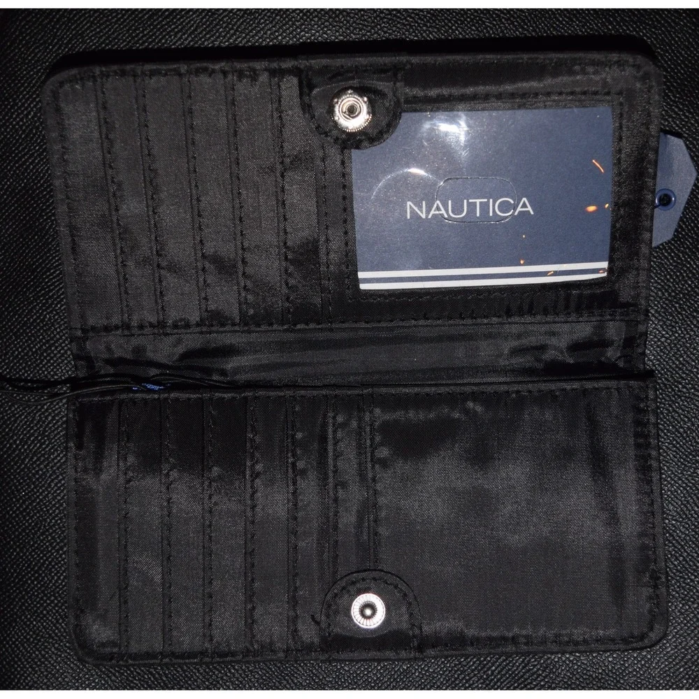 Nautica Slim Clutch Wallet Women OS Black NEW Saffiano Snap Card Slots